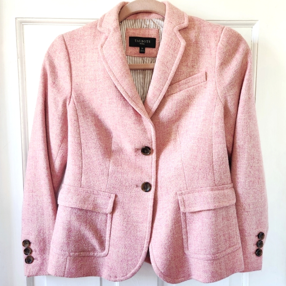 Talbots Baby Pink Soft Wool Blend Tweed Two Pocket Button Up Blazer Suit Jacket